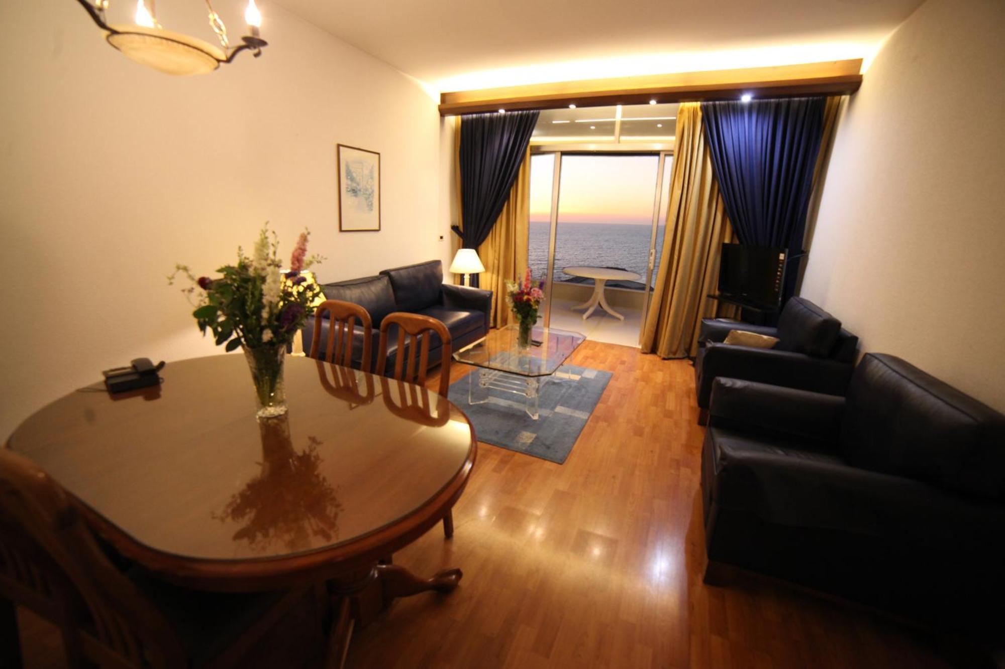 ביירות Holiday Home Suites מראה חיצוני תמונה