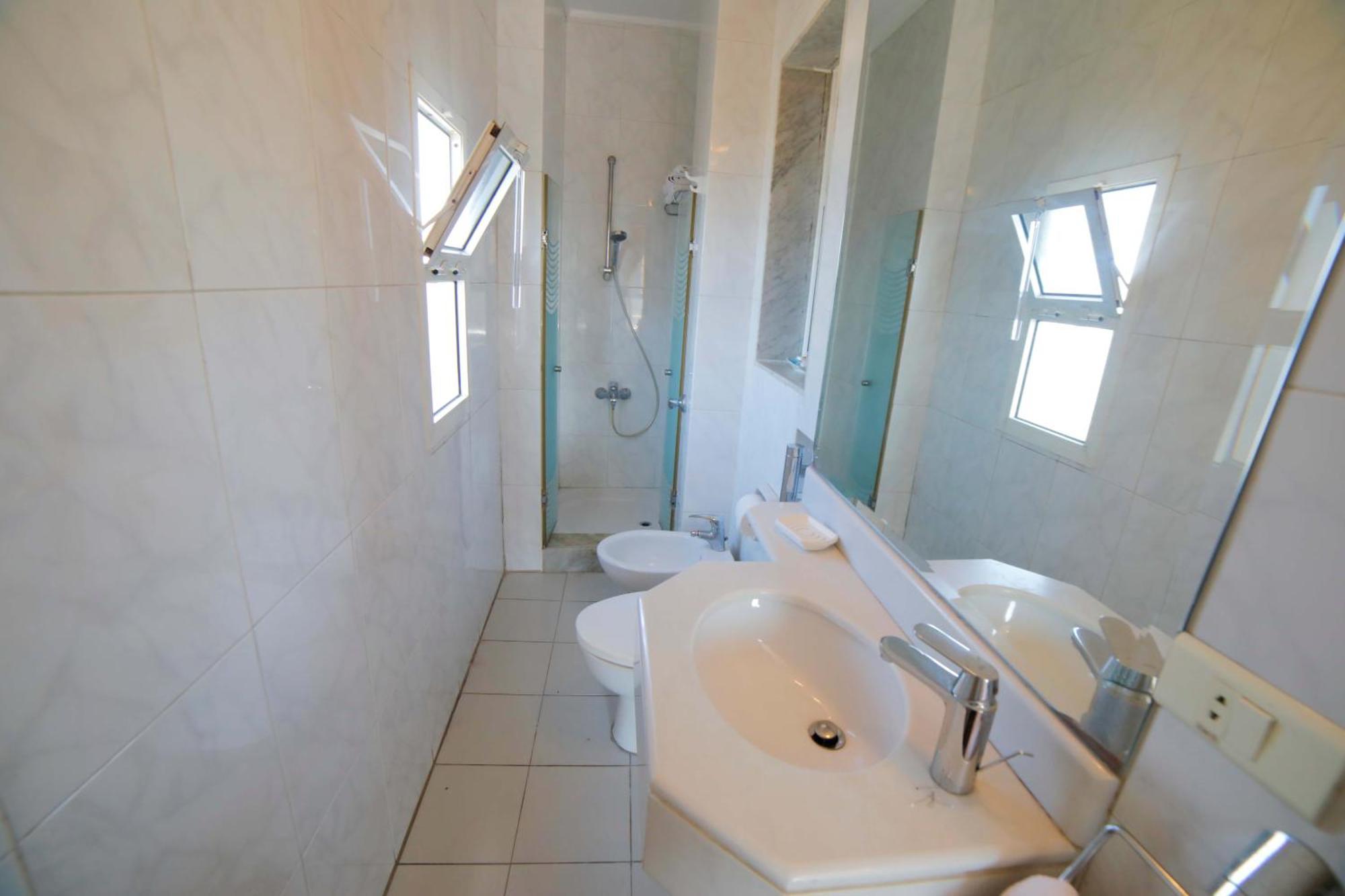 ביירות Holiday Home Suites מראה חיצוני תמונה