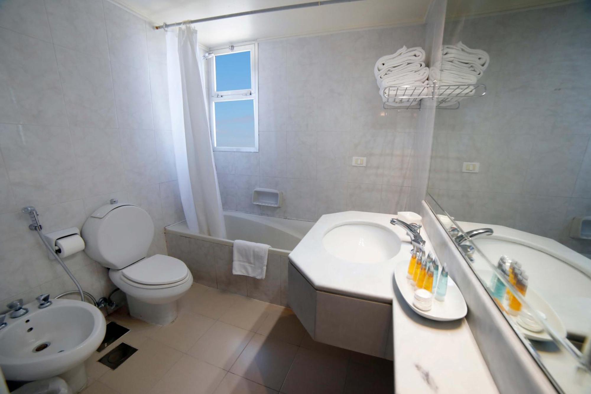 ביירות Holiday Home Suites מראה חיצוני תמונה