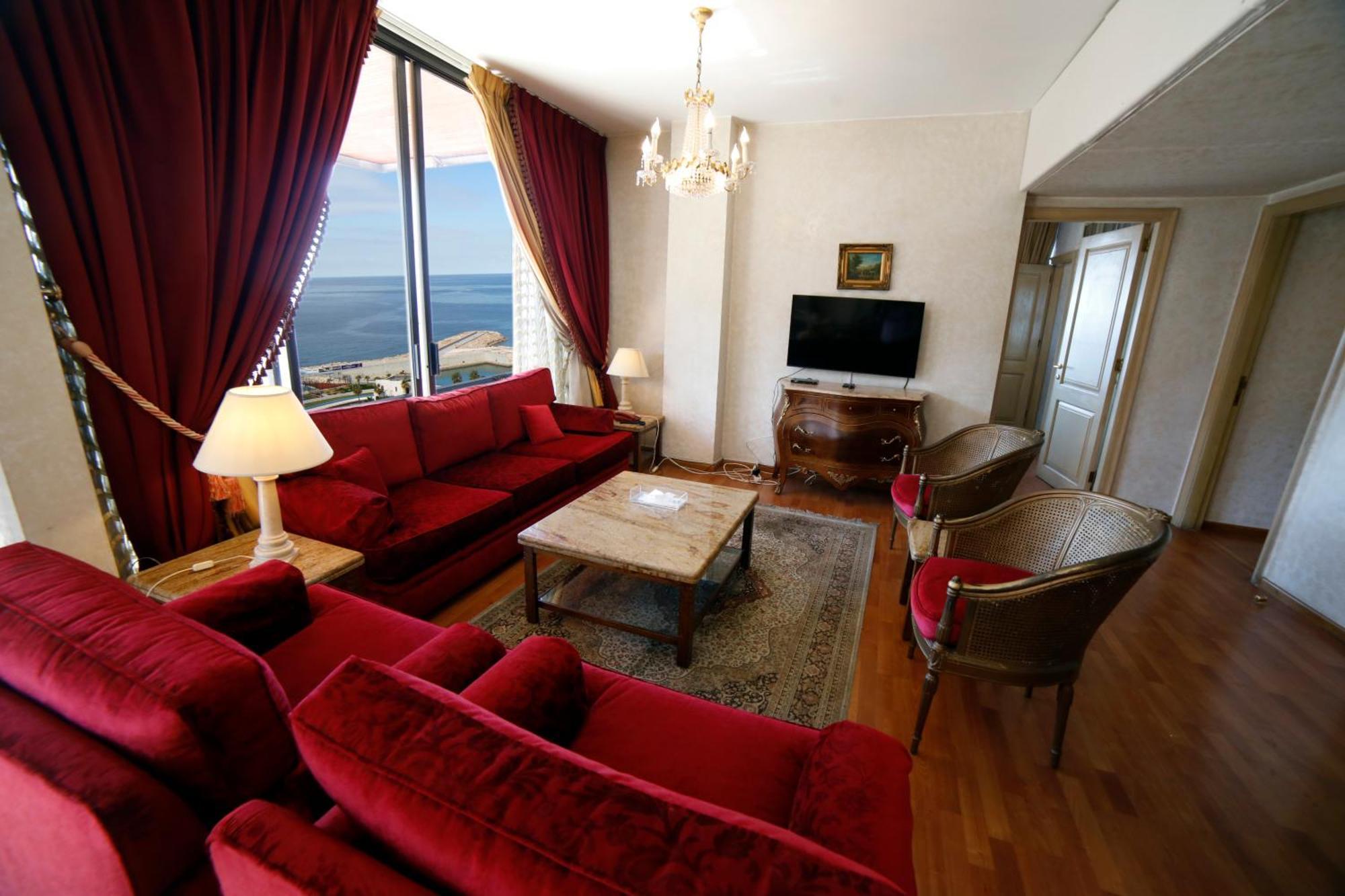ביירות Holiday Home Suites מראה חיצוני תמונה
